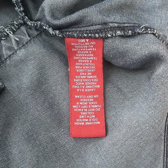 Saks  Fifth Avenue button down shirt Size M - Picture 9 of 10